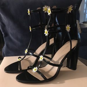 BCBGeneration Daisy Heels NWOB